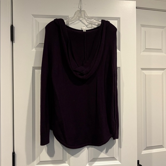Gap Purple Hooded Sweater - Picture 7 of 7